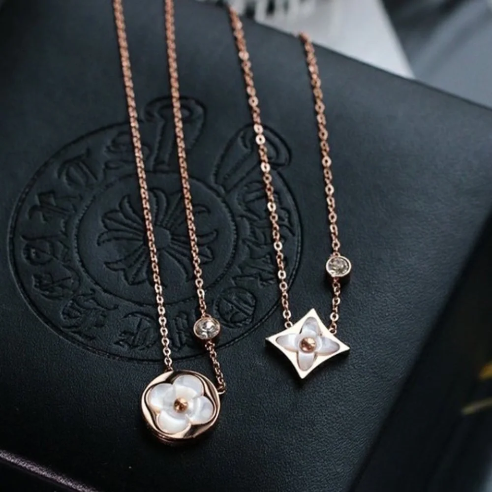 💎Round Clover Rose Gold Necklace - Picture 11 of 11